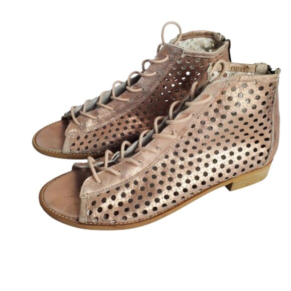 Musse & Cloud Aiden Perforate Metallic Pink Lace Up Open Toe Flat Sandals. - Picture 2 of 10